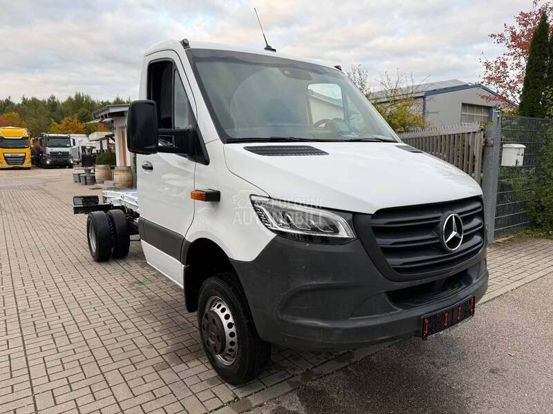 Mercedes Benz Sprinter 516 CDI/MO3022