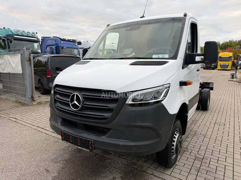 Mercedes Benz Sprinter 516 CDI/MO3022