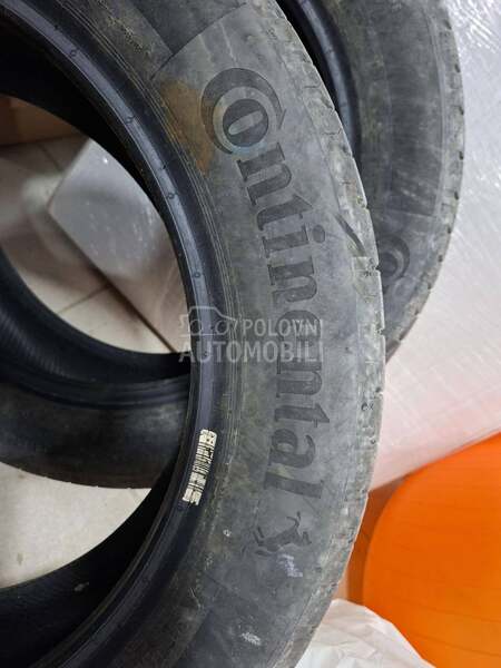 Continental 215/55 R17 Letnja