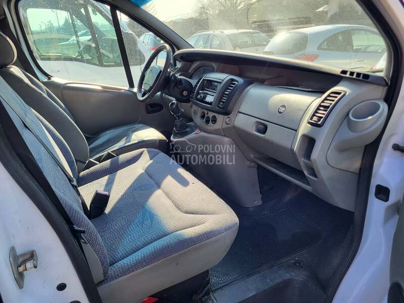 Renault Trafic 