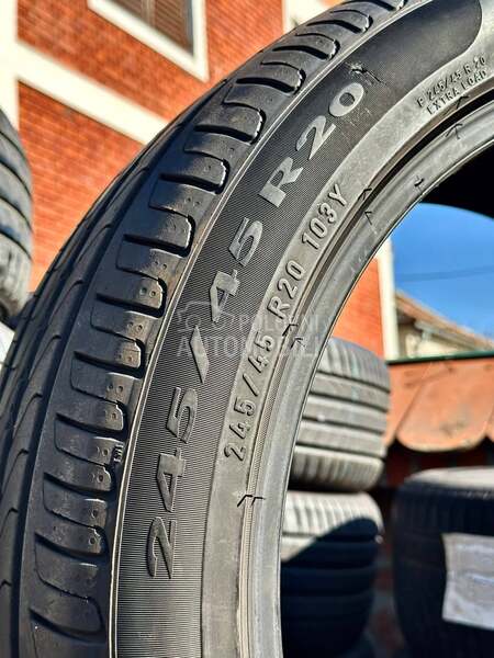 Pirelli 285/40 R20 Letnja
