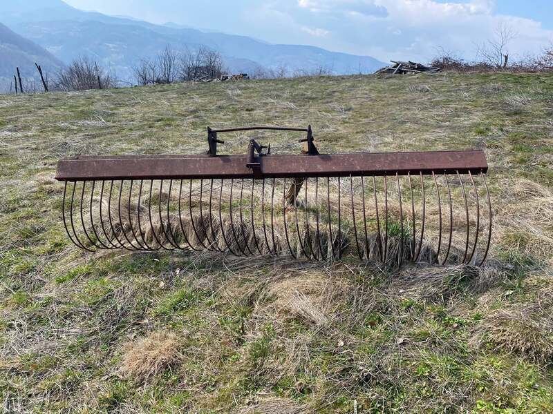 Orsi grabulje za seno