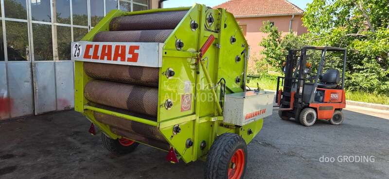 Claas Rollant 44
