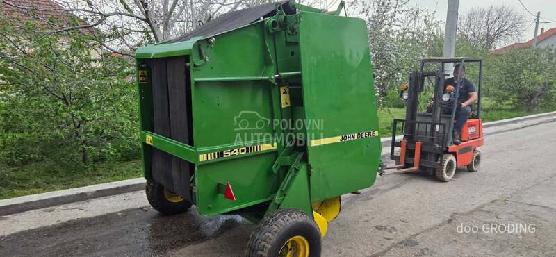 John Deere 540
