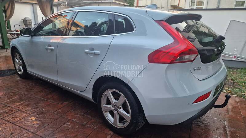 Volvo V40 1.6 d  OCUVAN