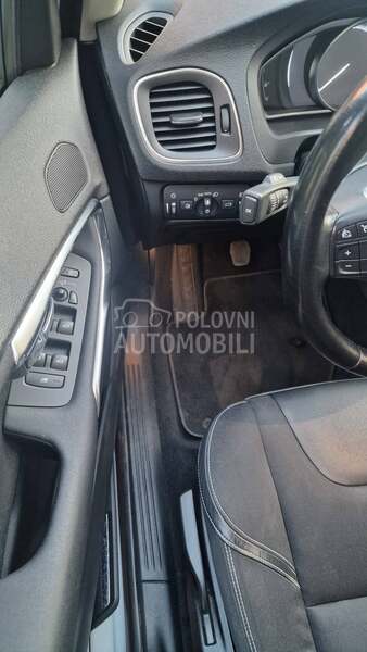 Volvo V40 1.6 d  OCUVAN