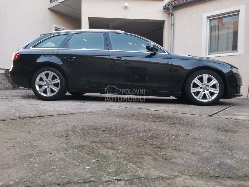 Audi A4 2.0 TDI /Aut/Pano/