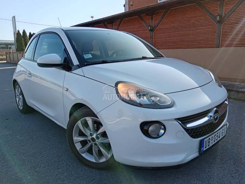 Opel Adam 