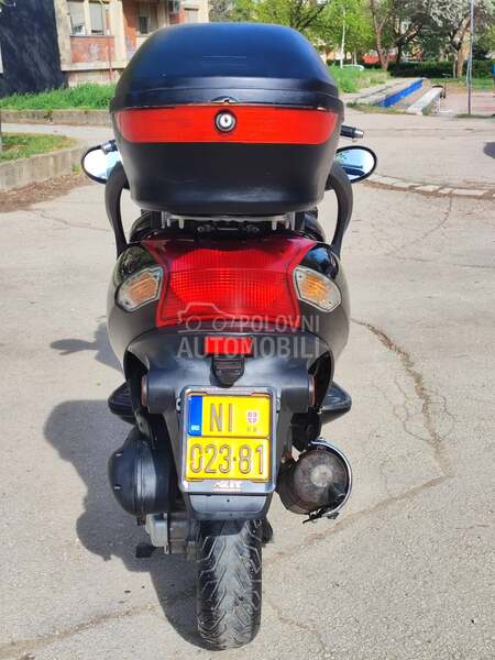 Kymco Grand Dink 50