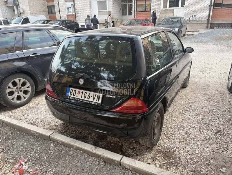 Lancia Ypsilon 
