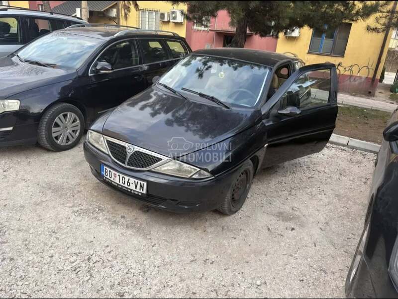 Lancia Ypsilon 