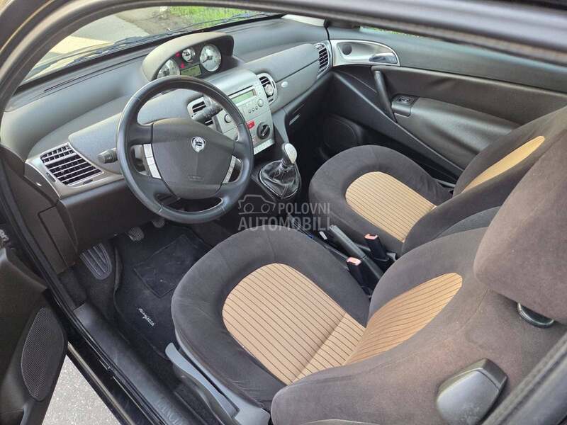 Lancia Ypsilon 1.2