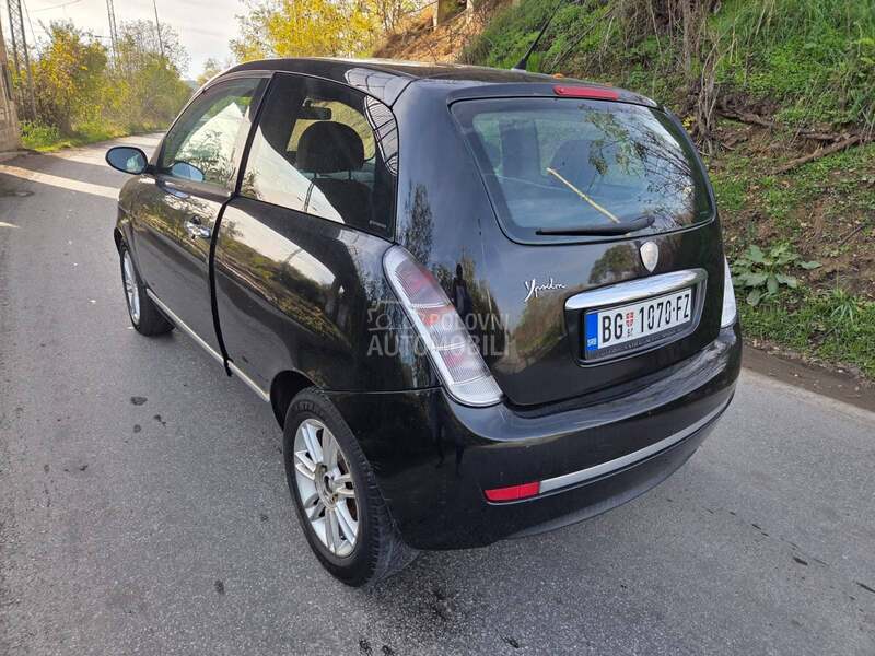Lancia Ypsilon 1.2