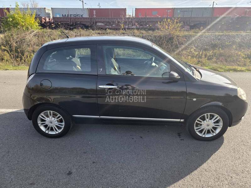 Lancia Ypsilon 1.2
