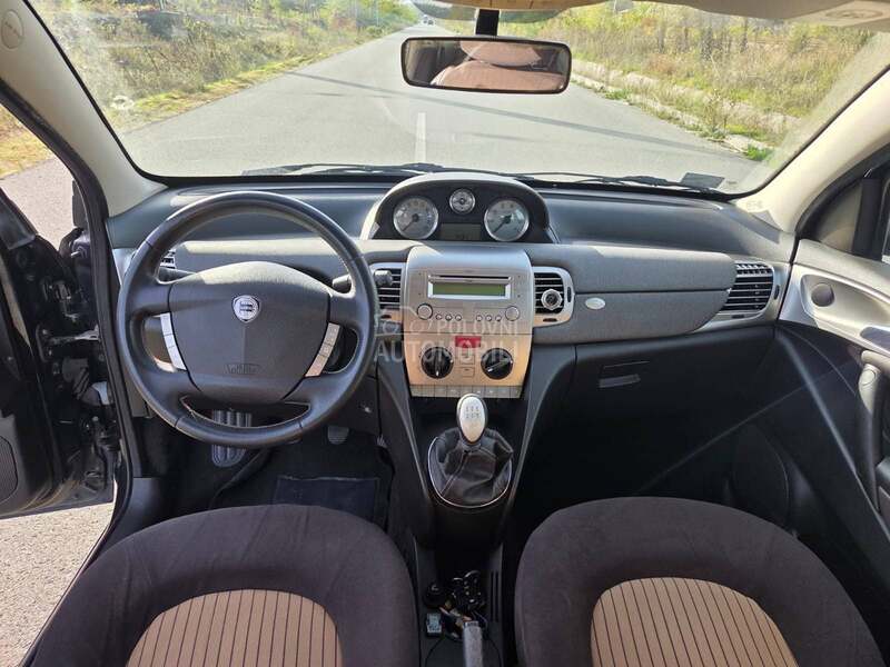 Lancia Ypsilon 1.2