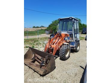 Kubota R410