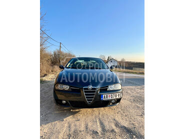 Alfa Romeo 156 