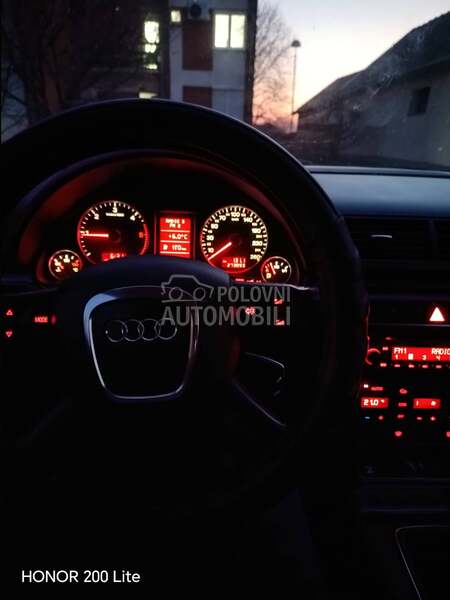 Audi A4 2.0 8v