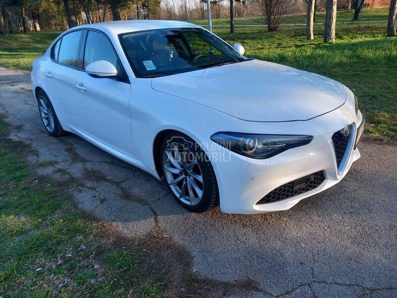 Alfa Romeo Giulia 