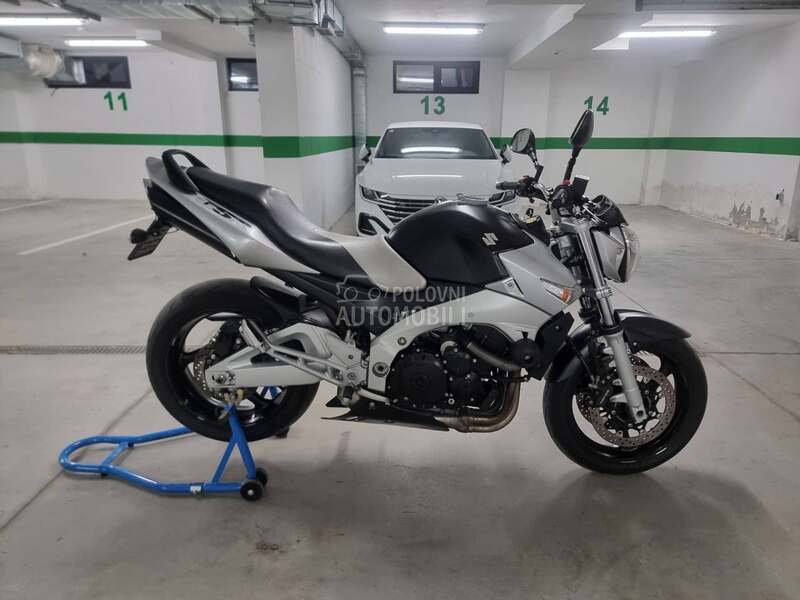 Suzuki gsr 600 ABS