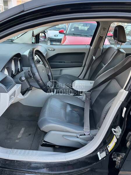 Dodge Caliber Ocuvan