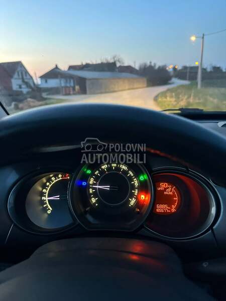 Citroen C3 -  kompletan auto u delovima