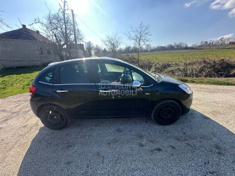 Citroen C3 -  kompletan auto u delovima