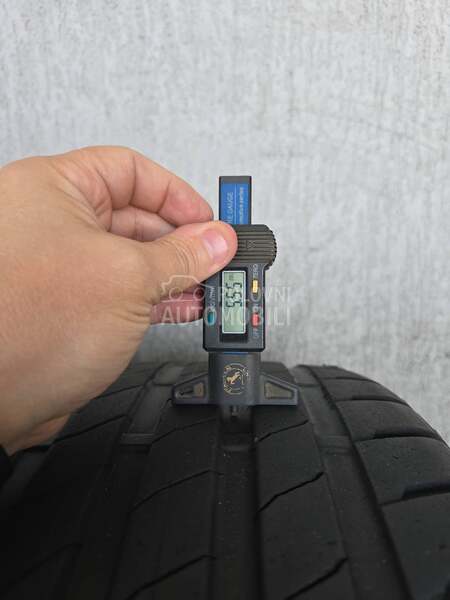Bridgestone 255/40 R20 Letnja