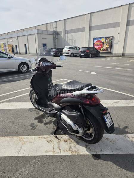 Piaggio Beverly 500 HITNO