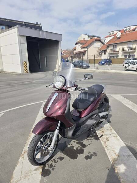Piaggio Beverly 500 HITNO