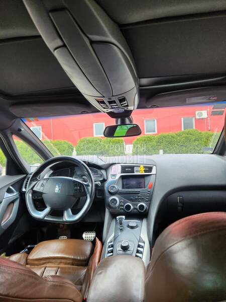 Citroen DS5 
