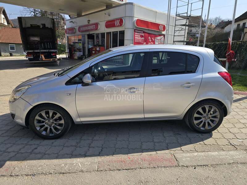 Opel Corsa D 