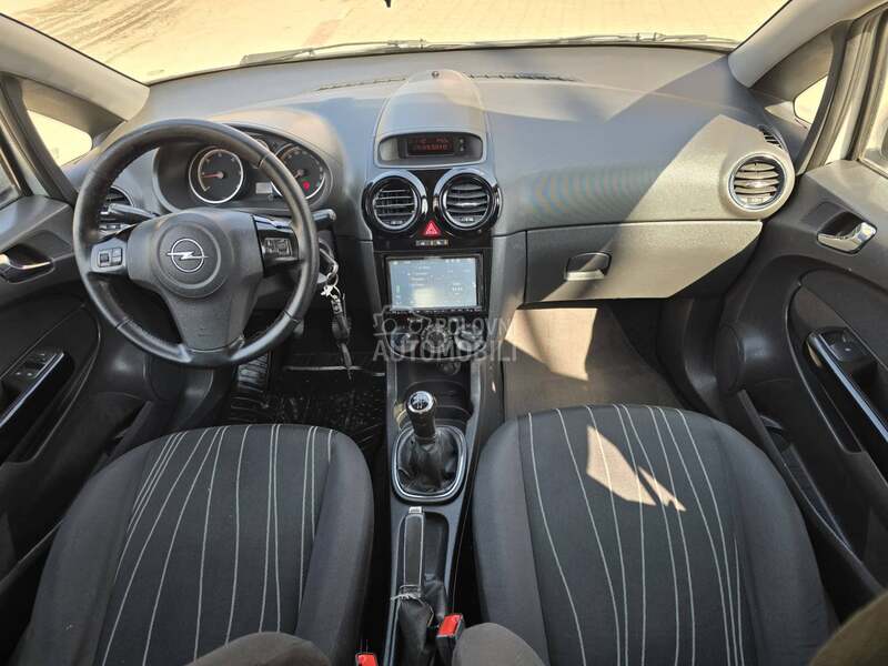 Opel Corsa D 