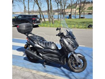 Yamaha X MAX 300