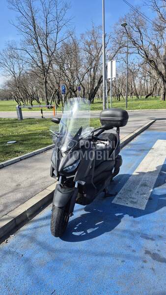 Yamaha X MAX 300