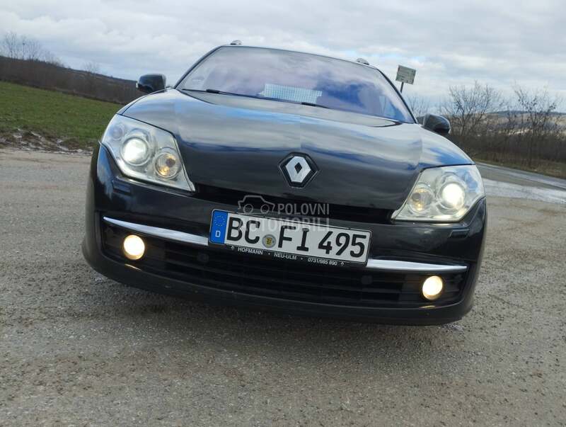 Renault Laguna Paris initiale