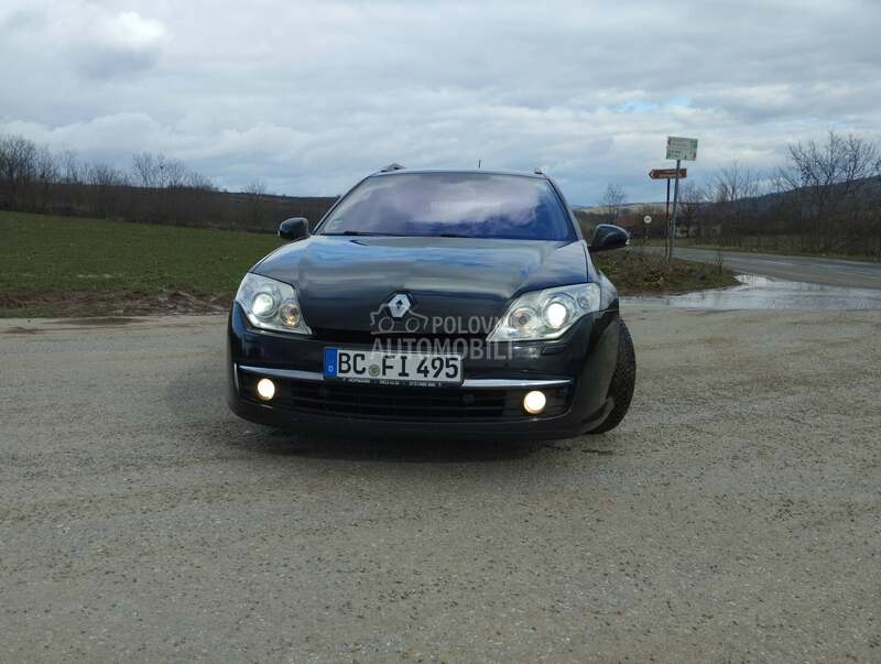 Renault Laguna Paris initiale