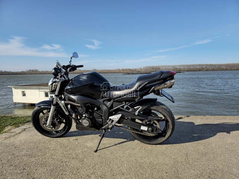 Yamaha FZ6