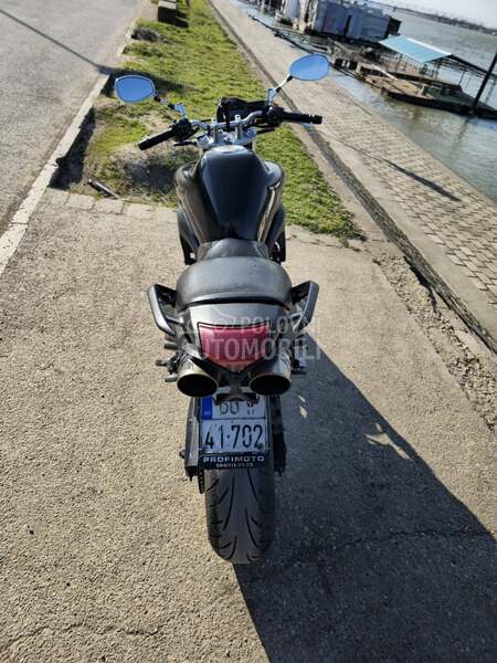 Yamaha FZ6
