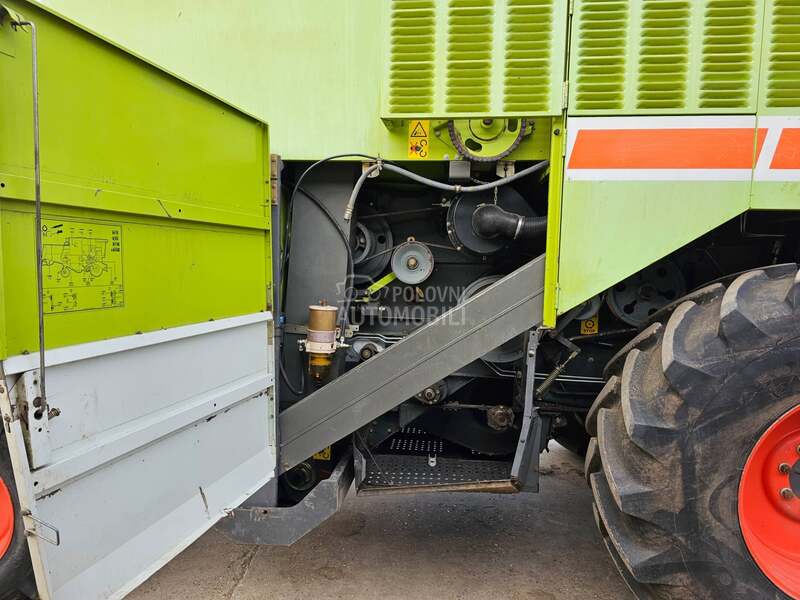 Claas MEGA 204