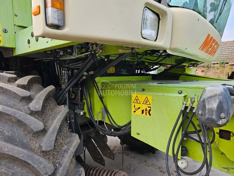 Claas MEGA 204