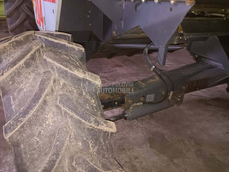 Claas MEGA 204