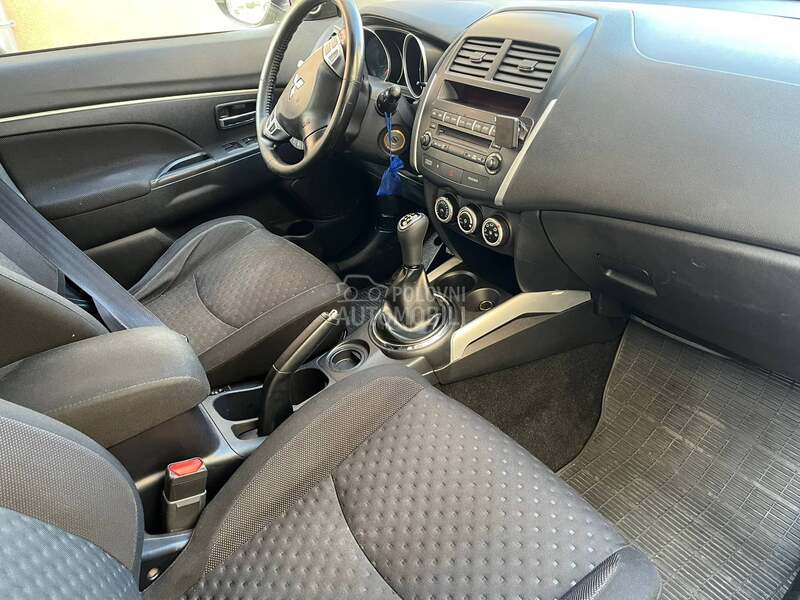 Mitsubishi ASX 