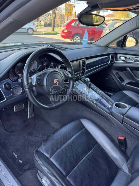 Porsche Panamera 4.8i