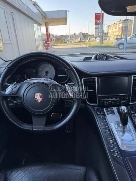 Porsche Panamera 4.8i