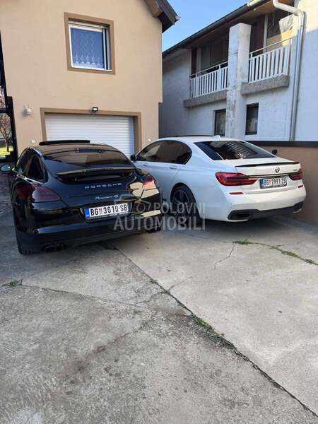 Porsche Panamera 4.8i
