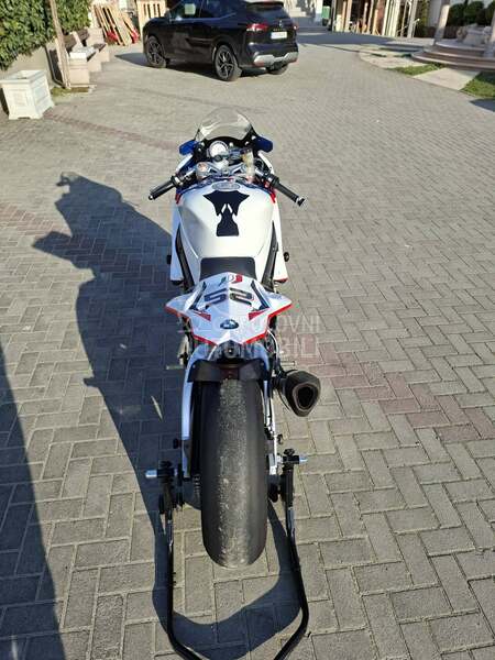 BMW S1000RR