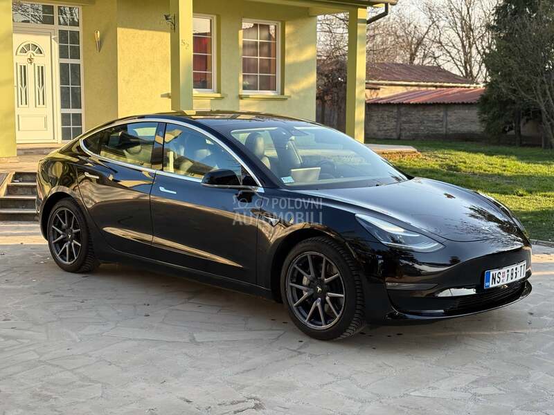 Tesla Model 3 LongRange DualMotor