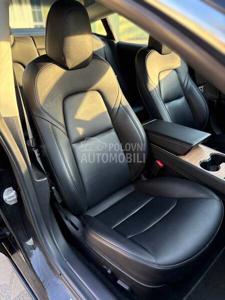 Tesla Model 3 LongRange DualMotor