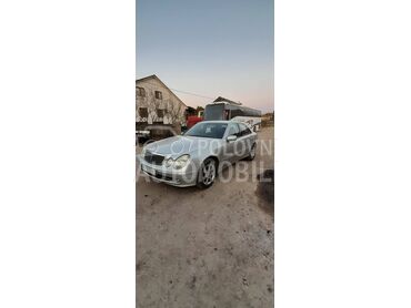 Mercedes Benz E 220 w211